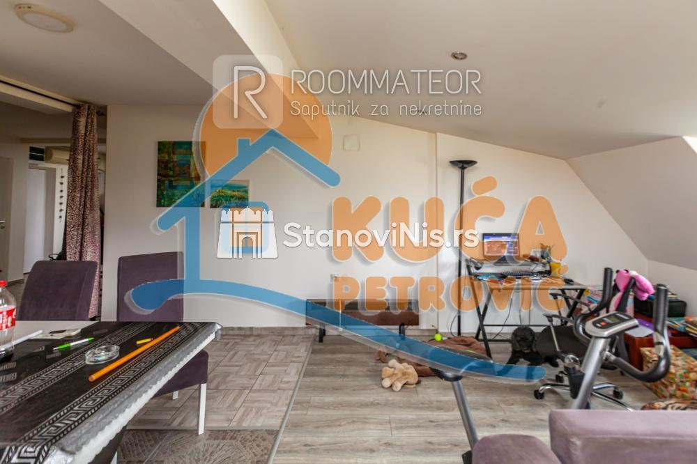 Slika 1 - Stan u zgradi, novogradnja, uknjižen, grejanje na struju, oglas ID p-08834