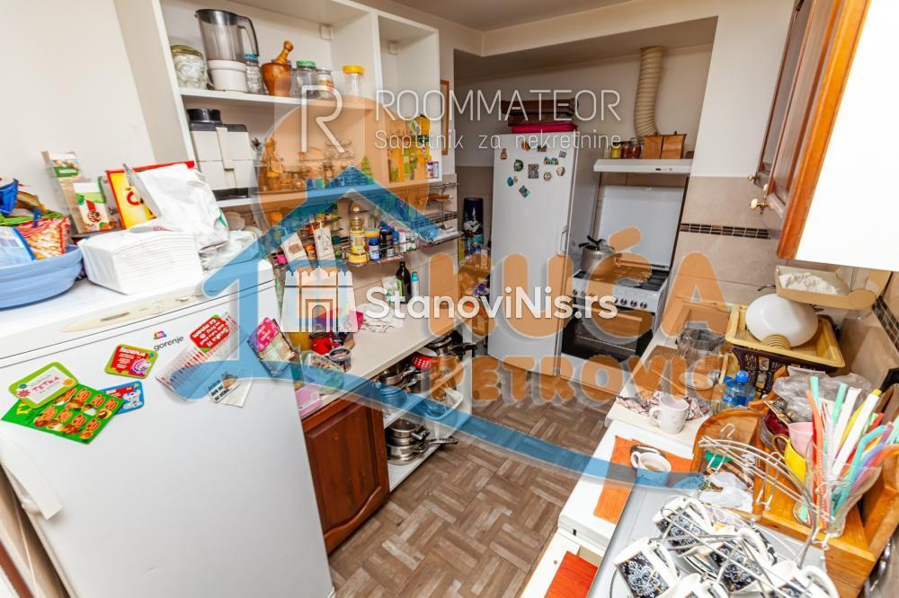 Slika 6 - Stan u zgradi, novogradnja, uknjižen, grejanje na struju, oglas ID p-08834