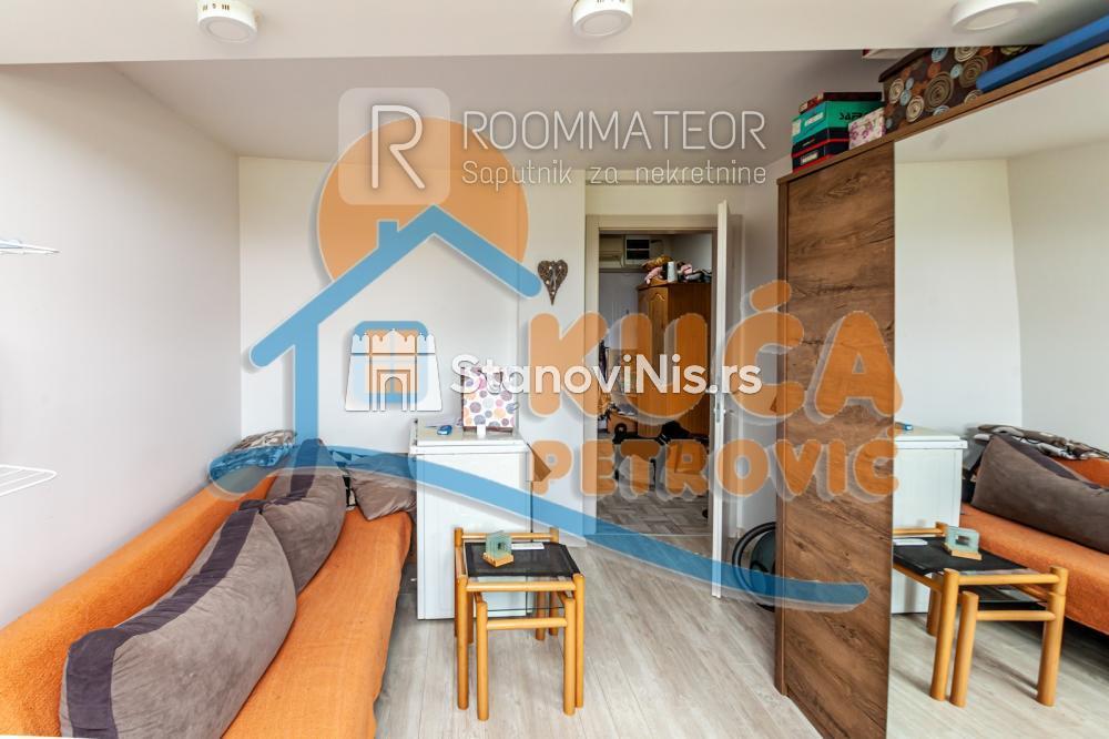 Slika 10 - Stan u zgradi, novogradnja, uknjižen, grejanje na struju, oglas ID p-08834