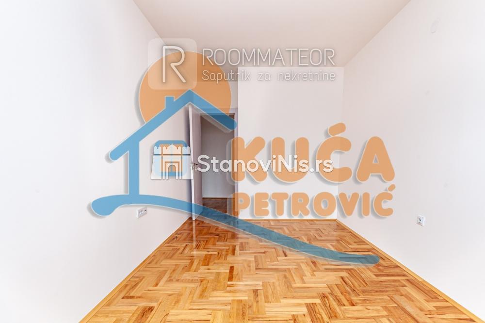 Slika 8 - Stan u zgradi, oglas ID p-08589