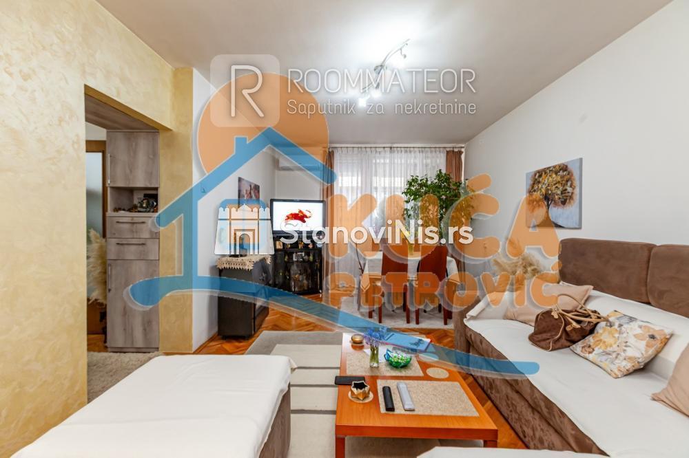 Glavna slika -Stan u zgradi, oglas ID p-08315