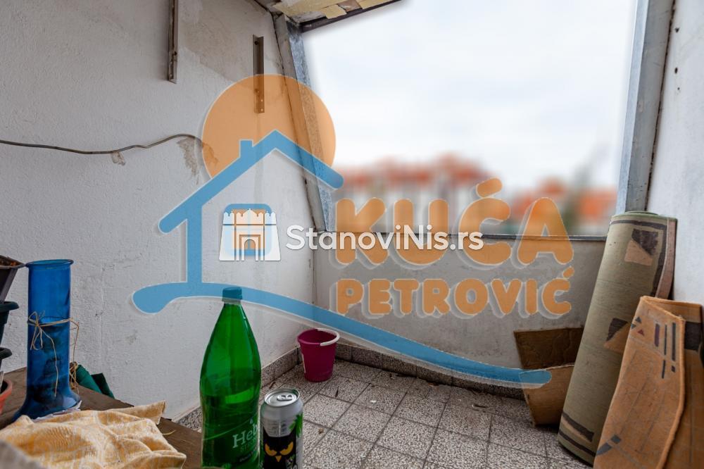 Slika 9 - Stan u zgradi, uknjižen, centralno grejanje, oglas ID p-08006