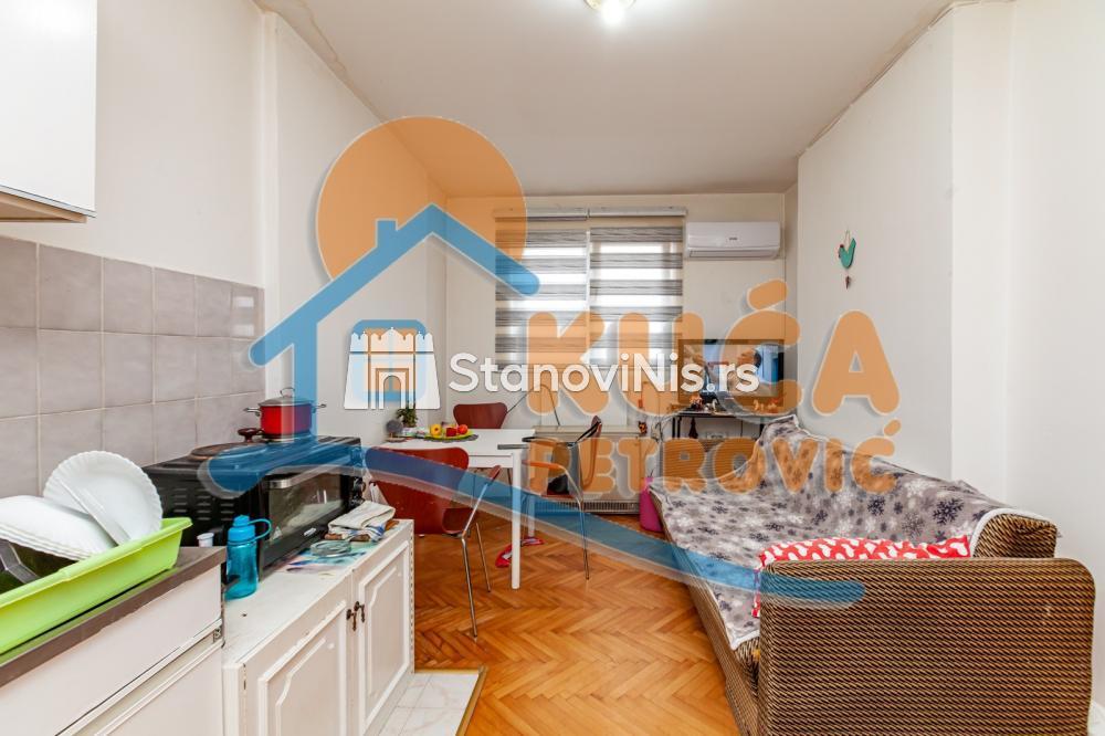 Glavna slika -Stan u zgradi, oglas ID p-07604