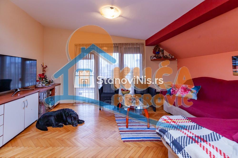 Slika 2 - Stan u zgradi, uknjižen, grejanje na struju, oglas ID p-07561