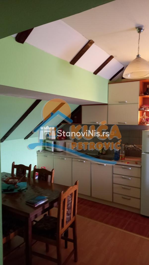 Slika 5 - Stan u zgradi, uknjižen, etažno grejanje, oglas ID p-07383