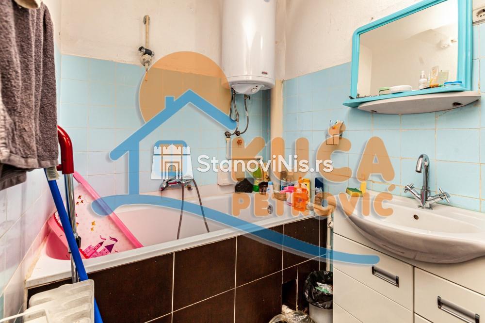 Slika 10 - Stan u zgradi, uknjižen, grejanje na struju, oglas ID p-07187