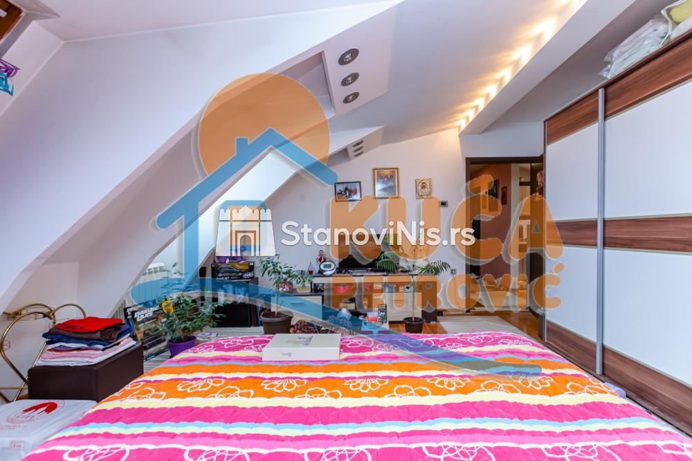 Slika 10 - Stan u zgradi, uknjižen, centralno grejanje, oglas ID p-06804