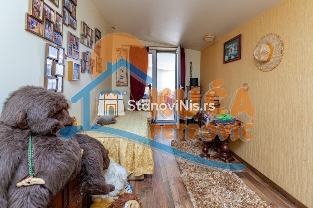 Slika 10 - Stan u zgradi, uknjižen, centralno grejanje, oglas ID p-06061