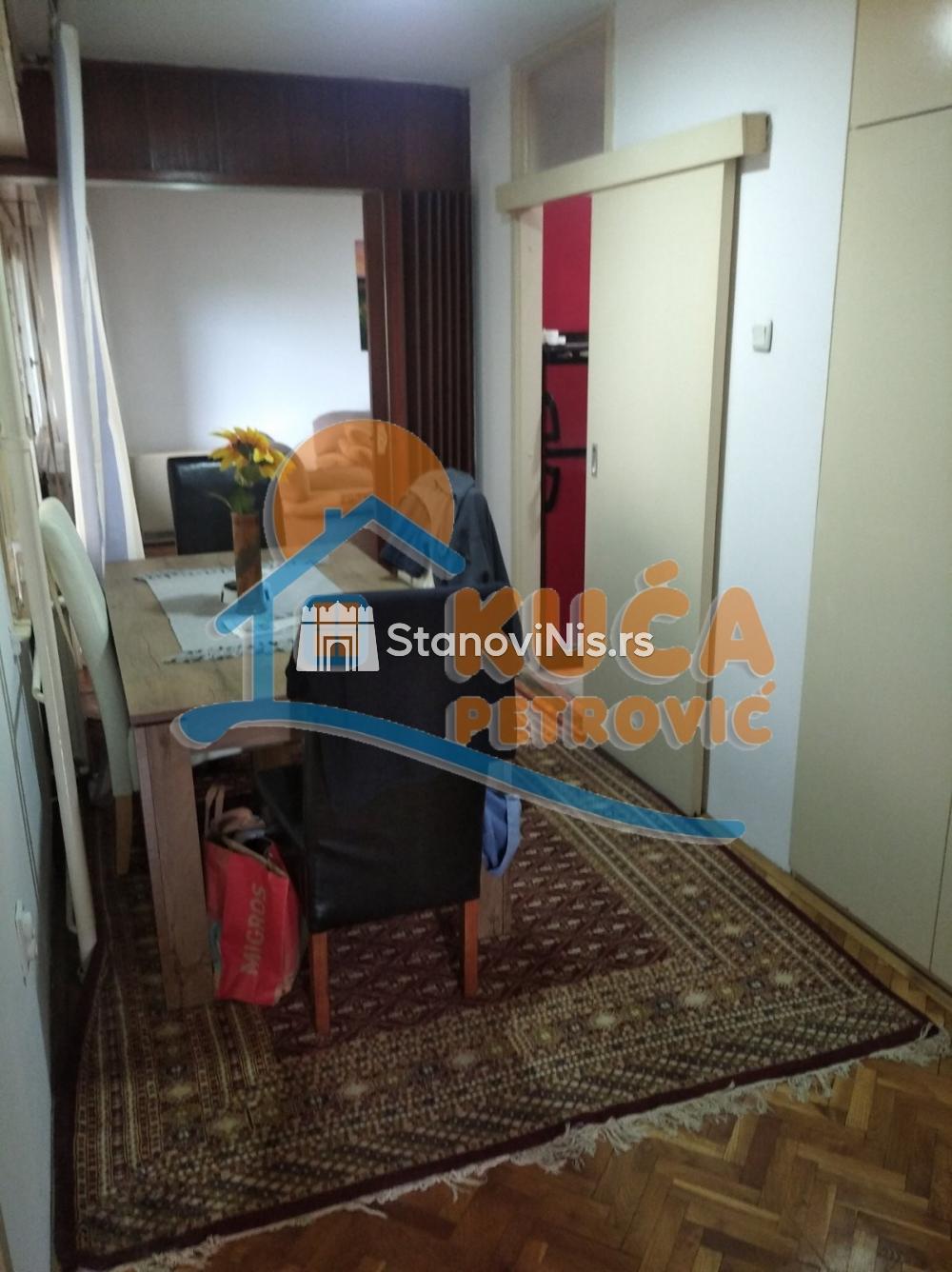 Slika 7 - Stan u zgradi, uknjižen, centralno grejanje, oglas ID p-05893