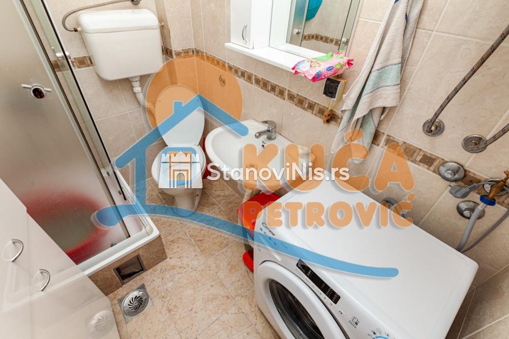Slika 8 - Stan u zgradi, uknjižen, centralno grejanje, oglas ID p-05634