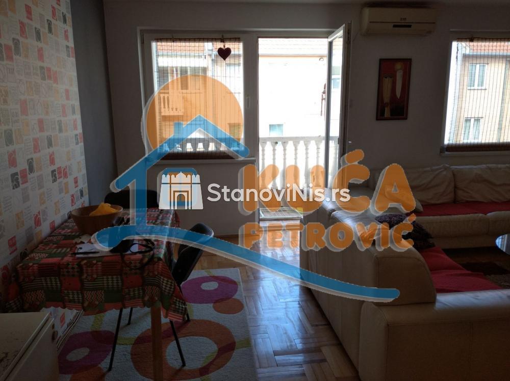 Glavna slika -Stan u zgradi, uknjižen, oglas ID p-05141