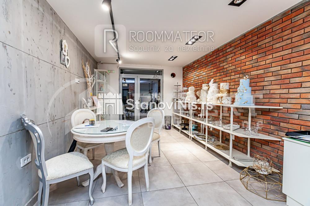 Glavna slika -Stan u zgradi, uknjižen, grejanje na struju, oglas ID p-010207