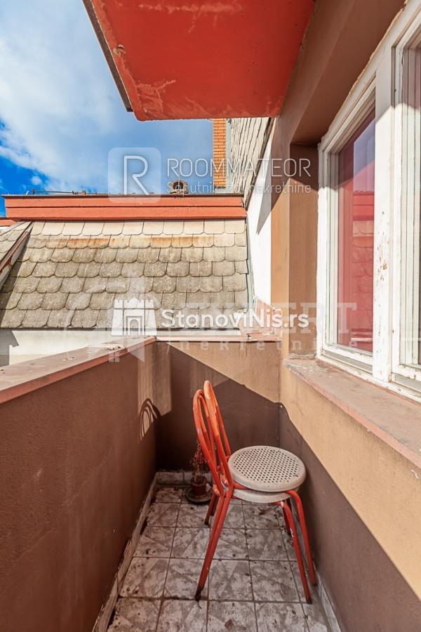 Slika 11 - Stan u zgradi, uknjižen, centralno grejanje, oglas ID p-010497