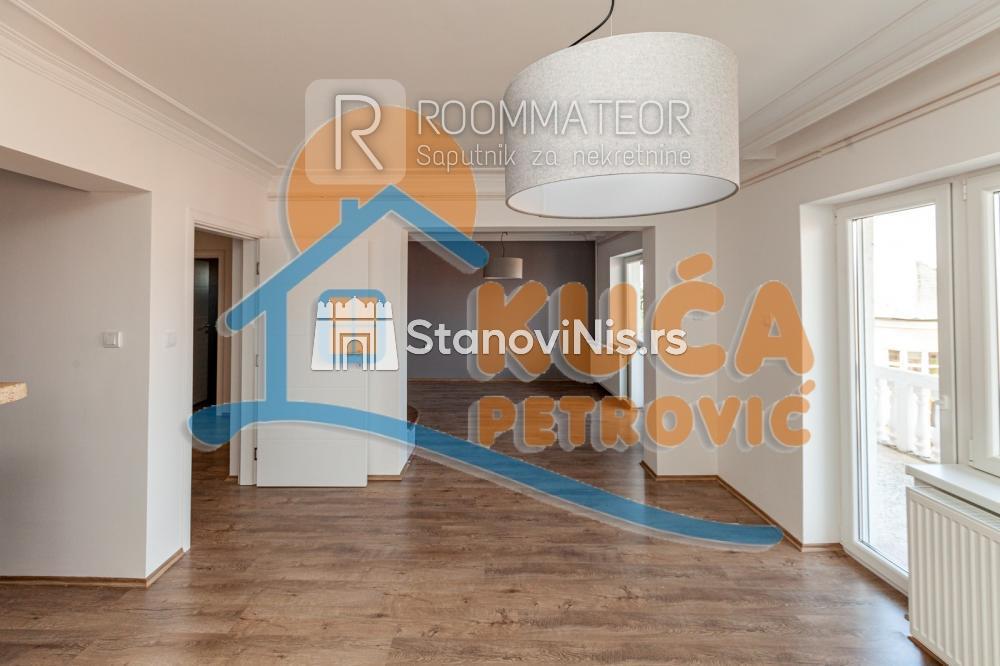 Slika 3 - Stan u zgradi, novogradnja, uknjižen, etažno grejanje, oglas ID p-06739