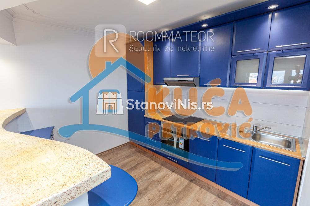 Slika 7 - Stan u zgradi, novogradnja, uknjižen, etažno grejanje, oglas ID p-06739