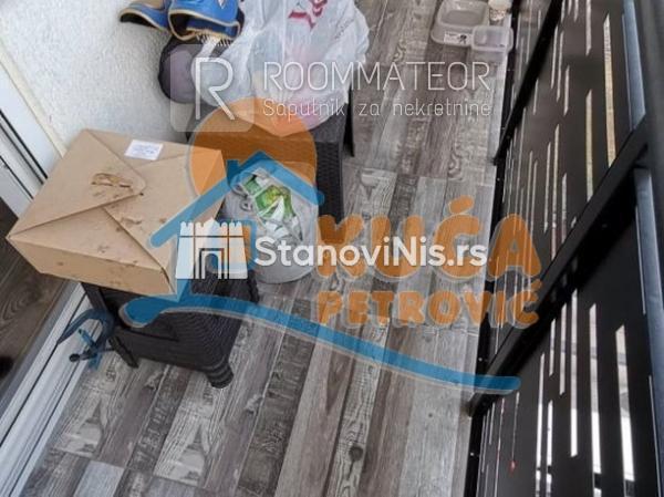 Slika 6 - Stan u zgradi, novogradnja, uknjižen, etažno grejanje, oglas ID p-010737