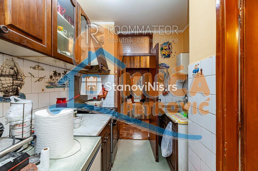 Slika 10 - Stan u zgradi, uknjižen, centralno grejanje, oglas ID p-010779