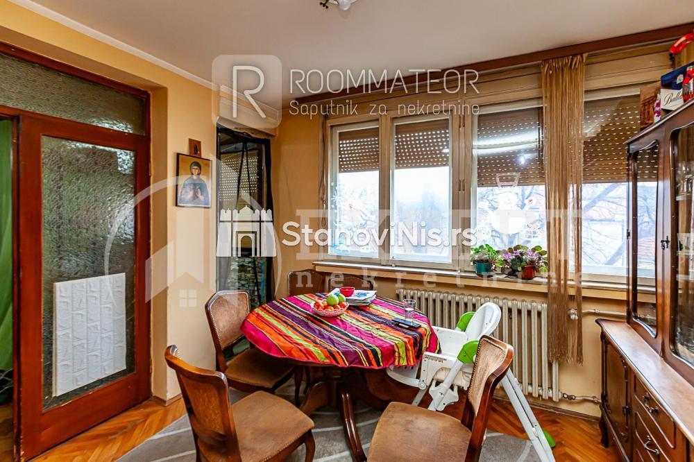 Slika 8 - Stan u zgradi, uknjižen, centralno grejanje, oglas ID p-010779