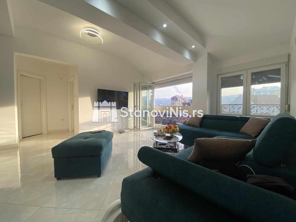 Slika 2 - Troiposoban stan, centar grada