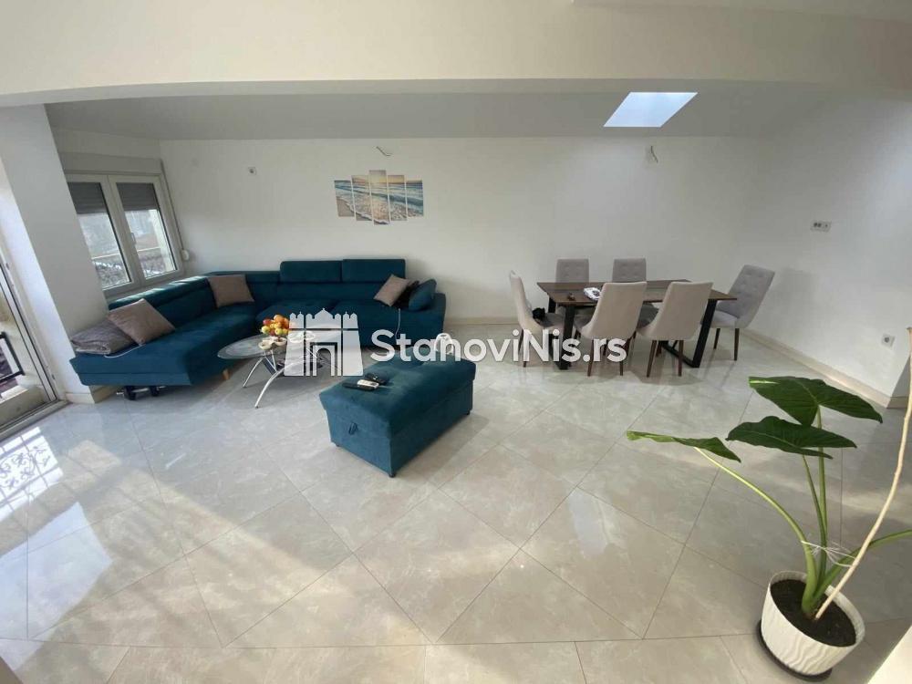 Slika 6 - Troiposoban stan, centar grada