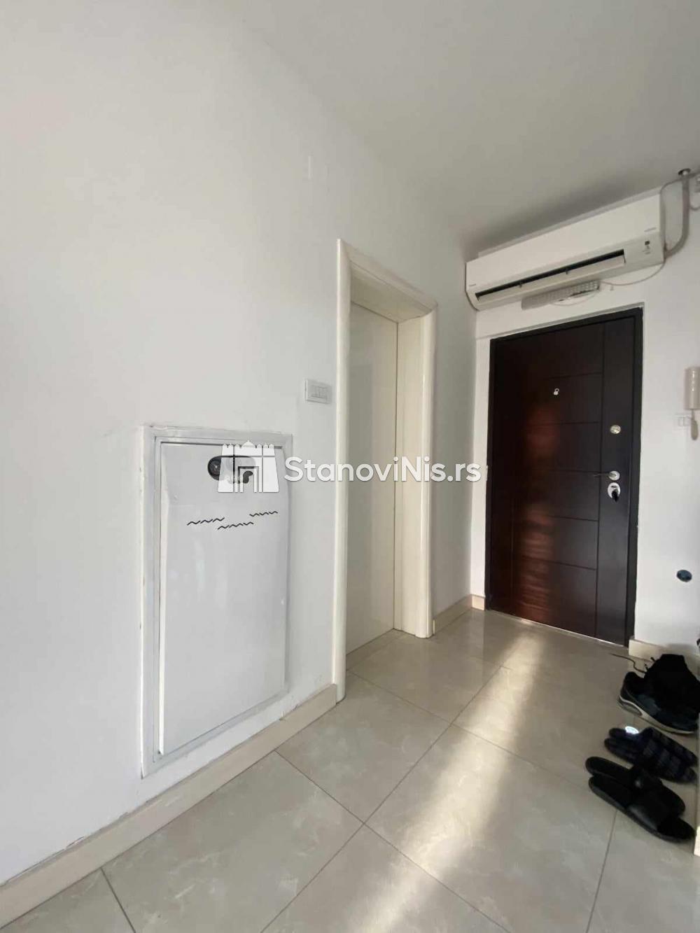 Slika 7 - Troiposoban stan, centar grada