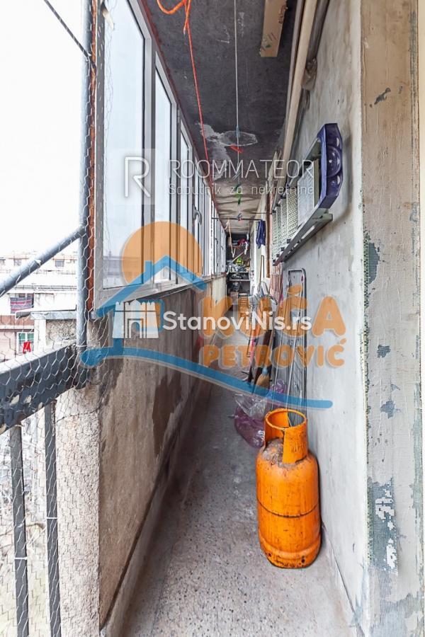 Slika 1 - Stan u zgradi, oglas ID p-010836