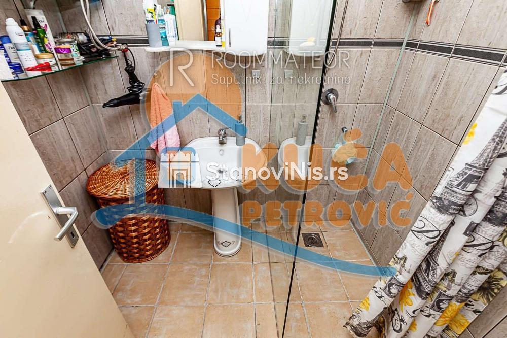 Slika 9 - Stan u zgradi, oglas ID p-010836