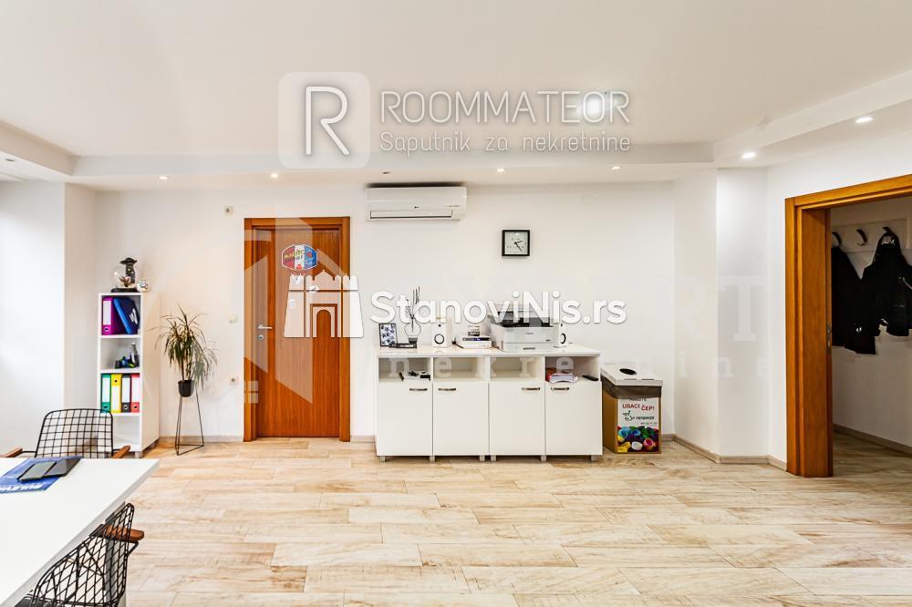 Slika 3 - Stan u zgradi, uknjižen, etažno grejanje, oglas ID p-010800