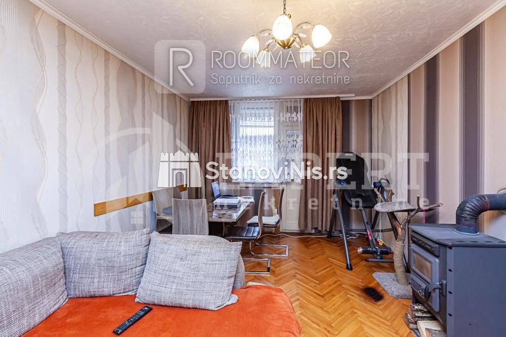 Slika 3 - Stan u zgradi, oglas ID p-010836