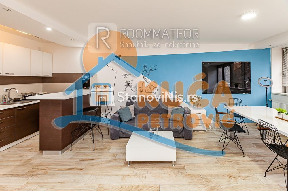 Slika 2 - Stan u zgradi, uknjižen, etažno grejanje, oglas ID p-010800