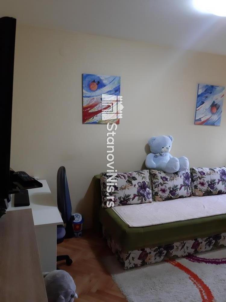 Slika 5 - Prodaja dvoiposobnog stana, Blagoja Parovica Niš, terasa, lift