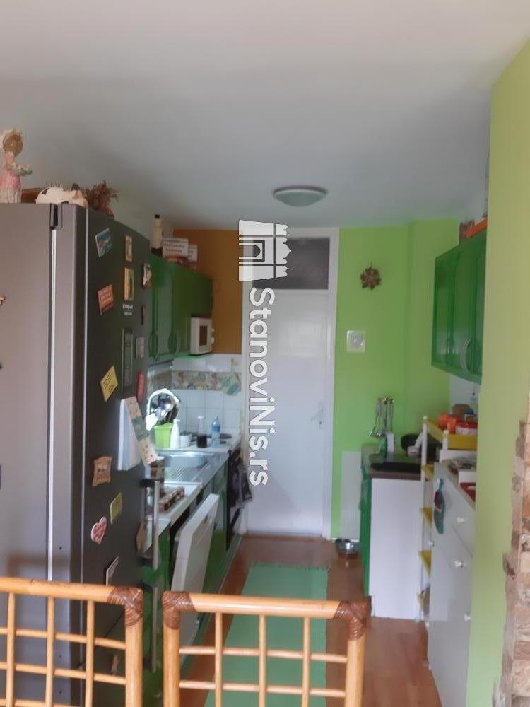 Slika 10 - Prodaja dvoiposobnog stana, Blagoja Parovica Niš, terasa, lift