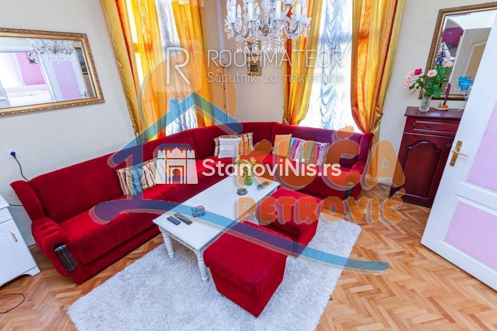 Slika 2 - Stan u zgradi, uknjižen, grejanje na struju, oglas ID p-011137