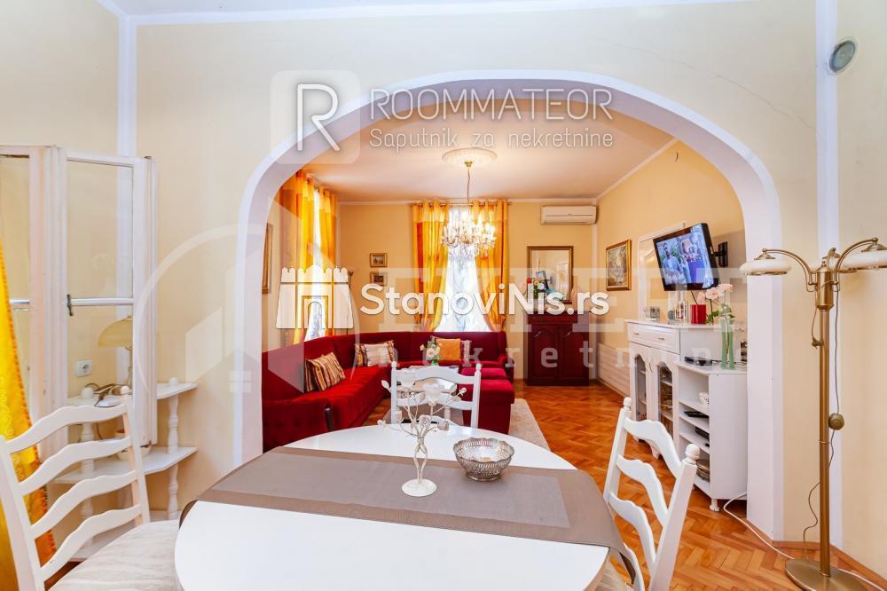 Slika 4 - Stan u zgradi, uknjižen, grejanje na struju, oglas ID p-011137