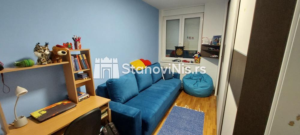 Slika 6 - Prodaja dvosobnog stana, Romanijska Niš, terasa, lift