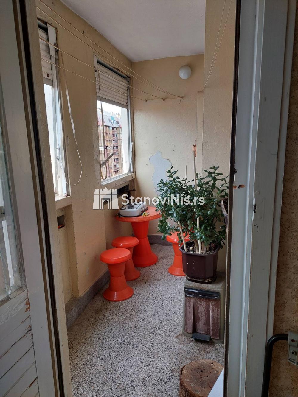 Slika 5 - Prodajemo stan na Bulevaru Nemanjića