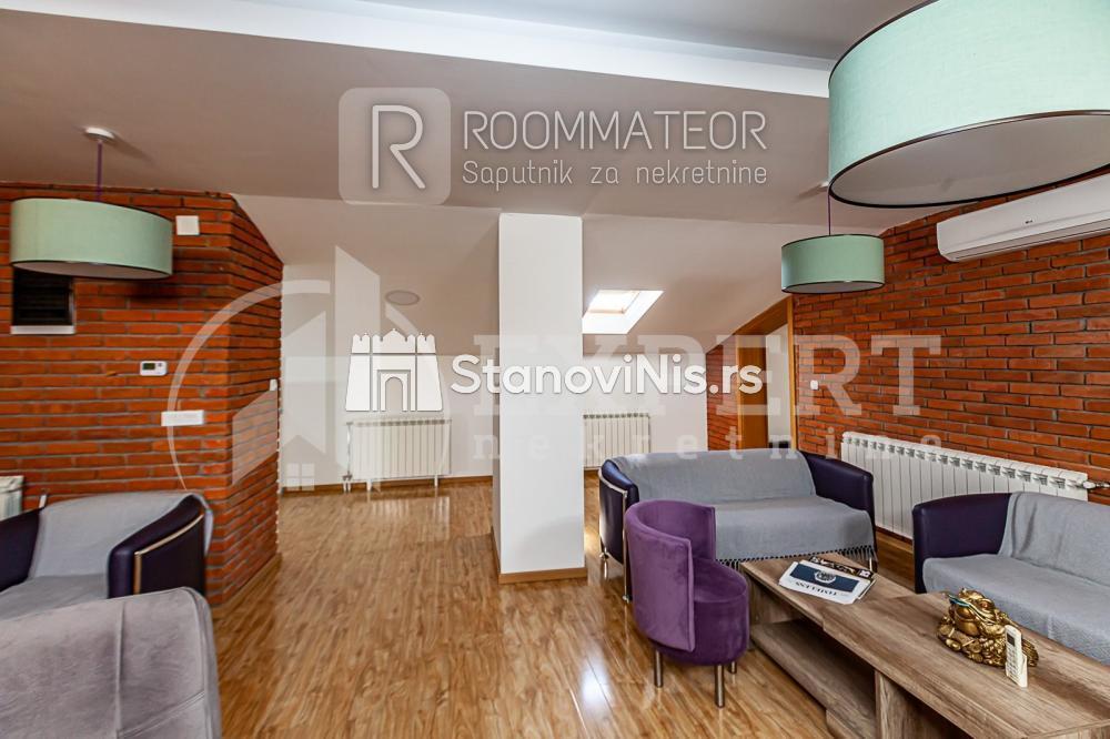 Slika 8 - Stan u zgradi, uknjižen, etažno grejanje, oglas ID p-011262