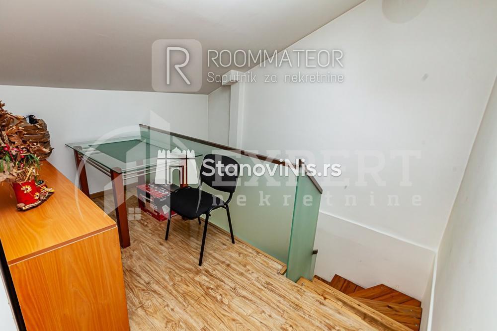 Slika 7 - Stan u zgradi, uknjižen, etažno grejanje, oglas ID p-011262