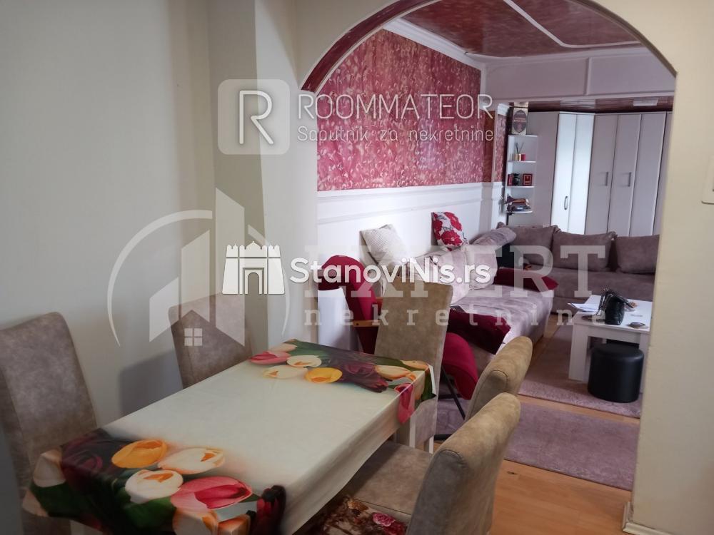 Glavna slika -Stan u zgradi, uknjižen, oglas ID p-011261