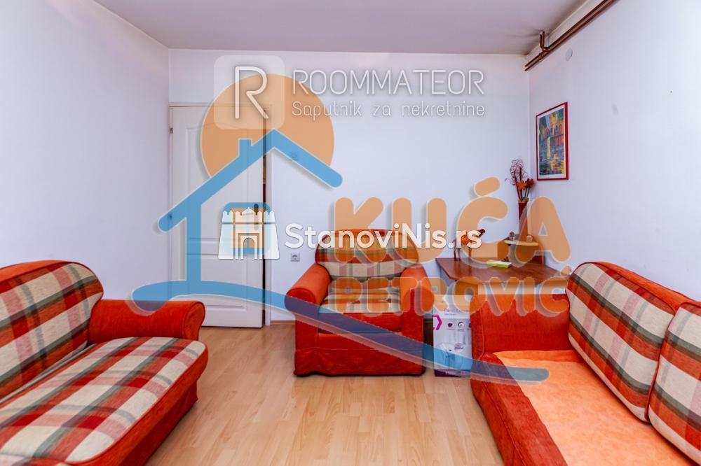 Glavna slika -Stan u zgradi, uknjižen, grejanje na struju, oglas ID p-011347