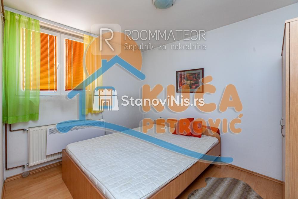 Slika 3 - Stan u zgradi, uknjižen, grejanje na struju, oglas ID p-011347