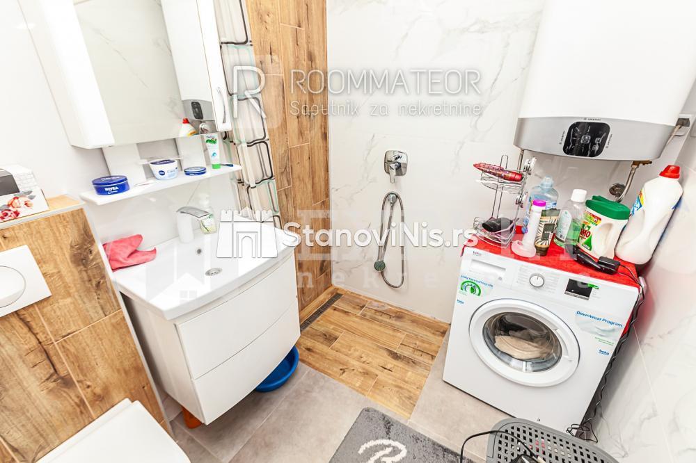 Slika 11 - Stan u zgradi, uknjižen, centralno grejanje, oglas ID p-011345