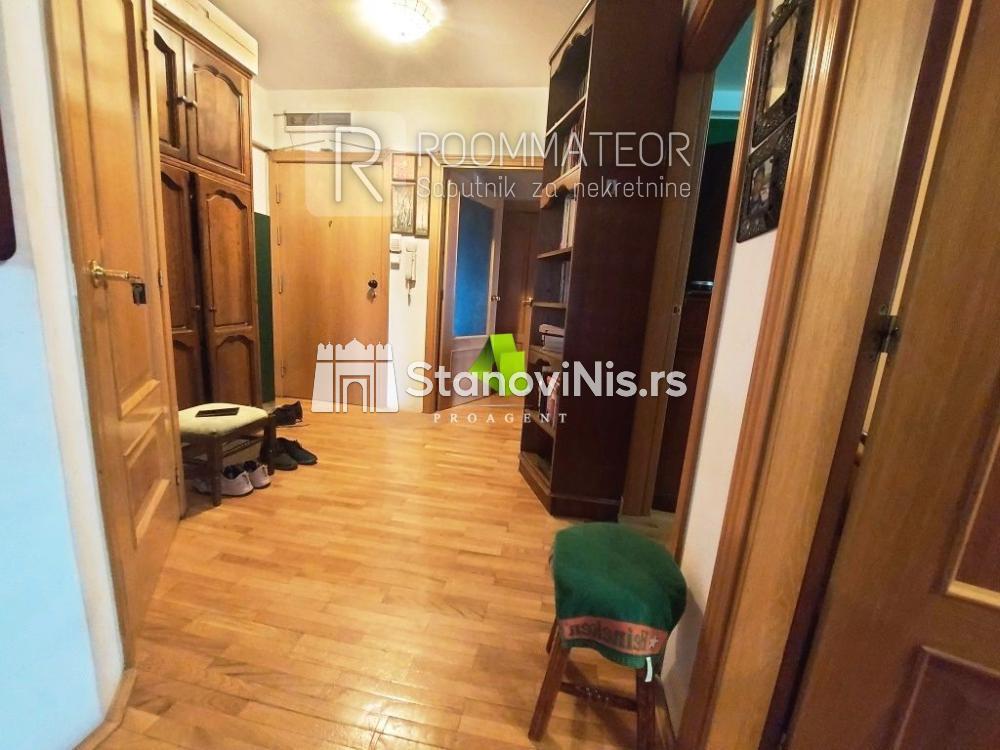 Slika 7 - Luksuzan porodičan troiposoban stan u centru ID#4836