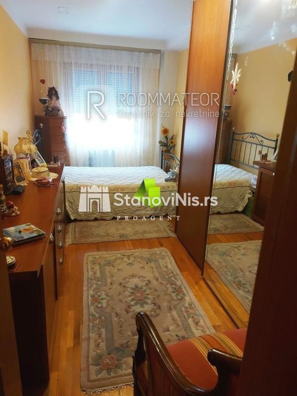 Slika 6 - Luksuzan porodičan troiposoban stan u centru ID#4836