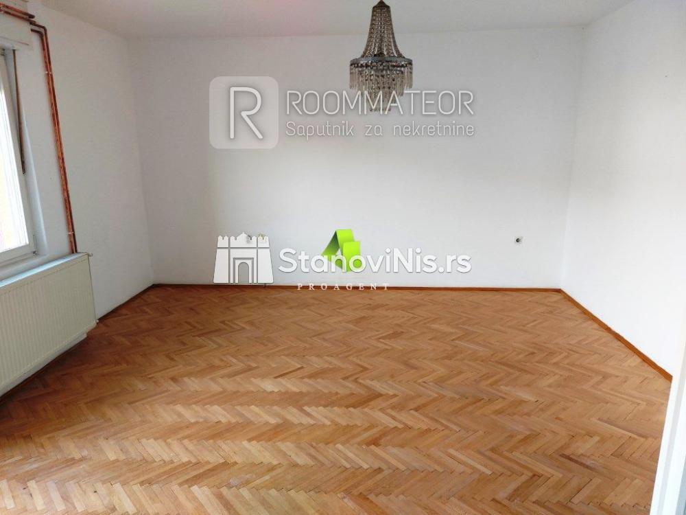 Slika 6 - Trosoban stan u kući u Duvaništu ID#4840
