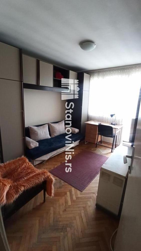 Slika 6 - Prodaja dvosobnog stana, Bubanj Niš, terasa, parking