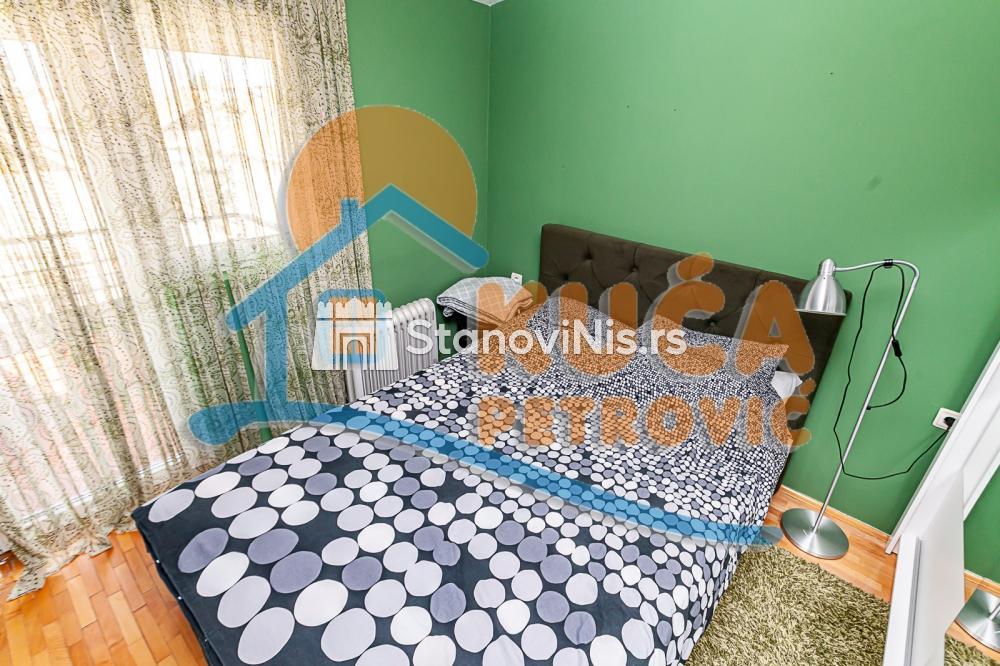 Slika 8 - Stan u zgradi, uknjižen, grejanje na struju, oglas ID p-03508