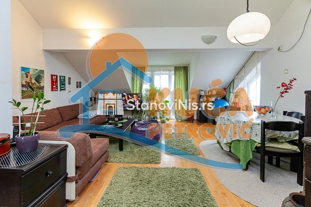 Slika 1 - Stan u zgradi, uknjižen, grejanje na struju, oglas ID p-03508