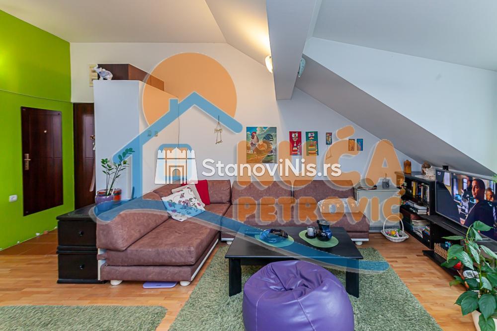 Slika 3 - Stan u zgradi, uknjižen, grejanje na struju, oglas ID p-03508