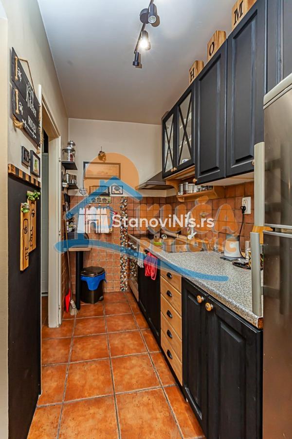 Slika 9 - Stan u zgradi, uknjižen, centralno grejanje, oglas ID p-011452